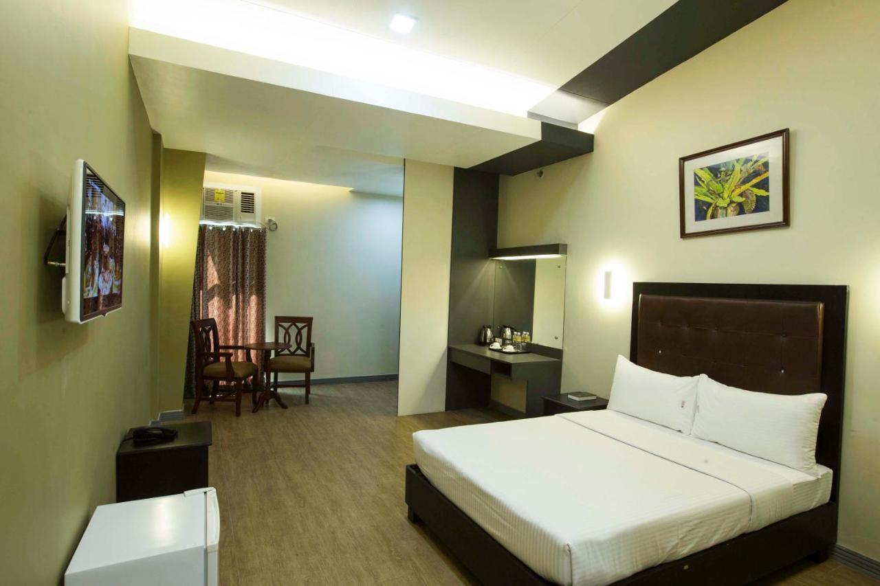 The Lucky 9 Budget Hotel Tagum Exterior foto
