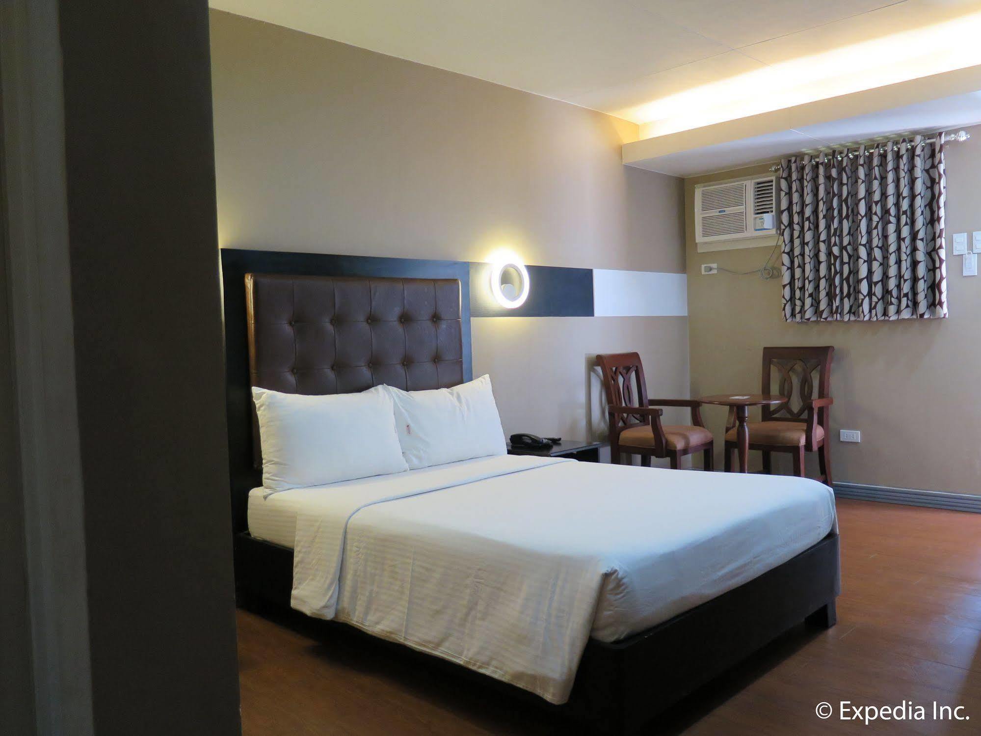 The Lucky 9 Budget Hotel Tagum Exterior foto